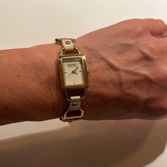 Michael Kors Goldtone White Leather Bracelet Watch - Picture 2 of 9